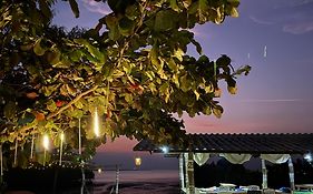 Baan Plai Laem Homestay
